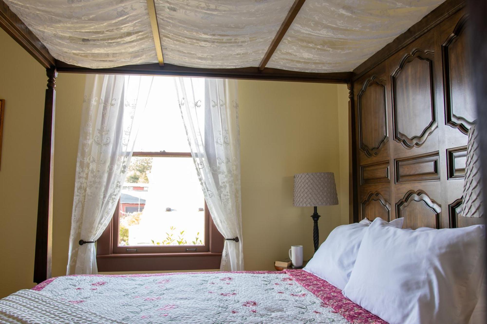The Pearl Inn Bed And Breakfast Ilwaco Ngoại thất bức ảnh
